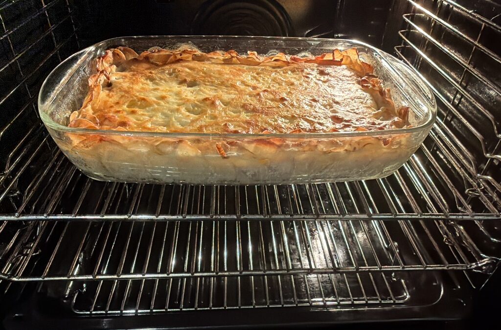 Family cooking photograph: Cheesy Beef, Corn & Potato Bake