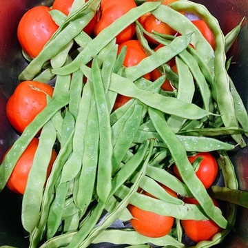 Beans and tomatoes